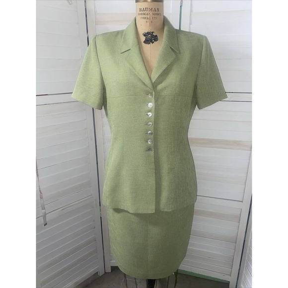 Vintage 80s/90s Dillard’s by Kasper Lime Green 2 Piece Skirt Suit Lined Size 10 - Picture 1 of 9